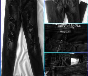 American Eagle Destroyed Jeggings, size 6